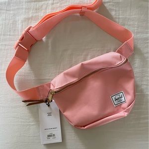 NWT Herschel Supply Co. Fifteen Hip Pack